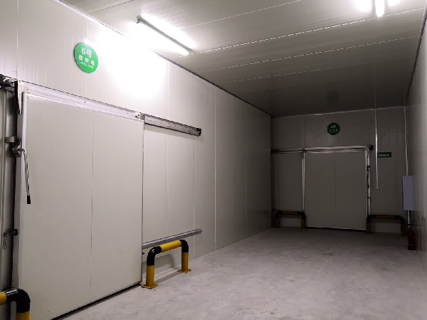 農(nóng)產(chǎn)品交易市場建個1萬立方農(nóng)產(chǎn)品冷庫要多少錢?